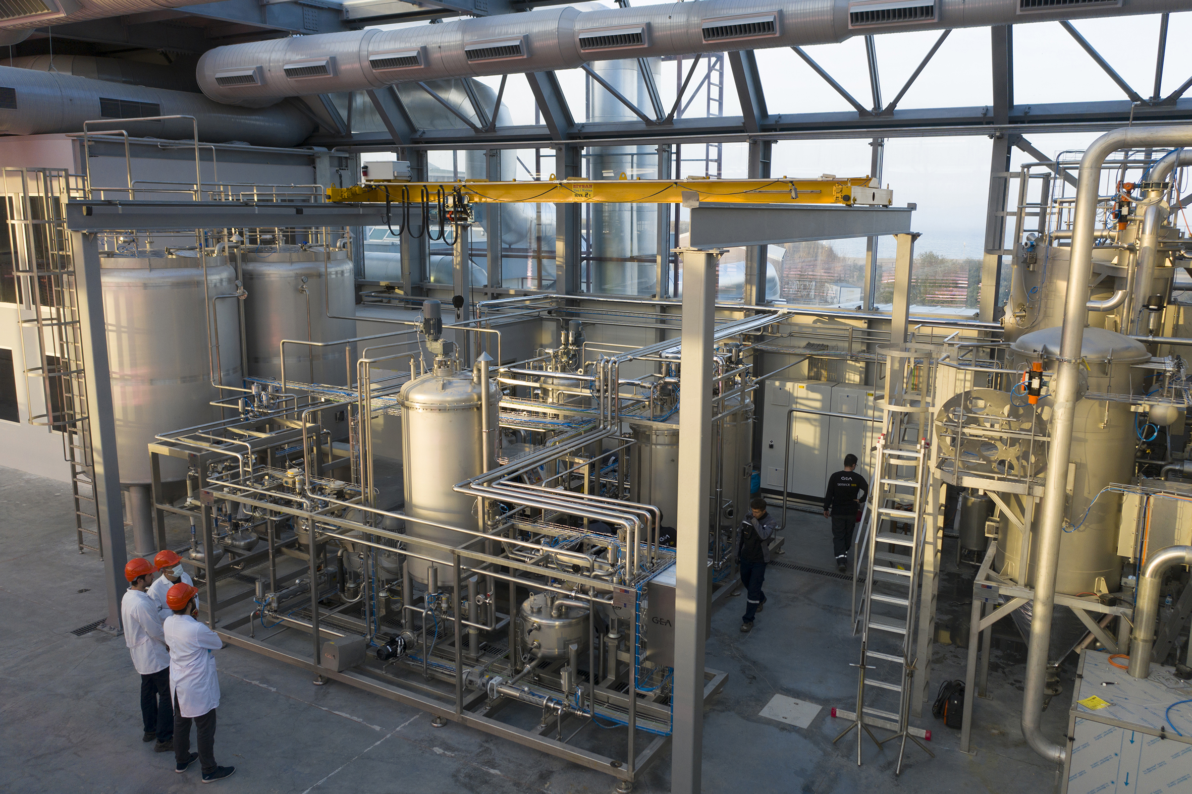 Industrial microalgae pilot plant and biorefinery facility